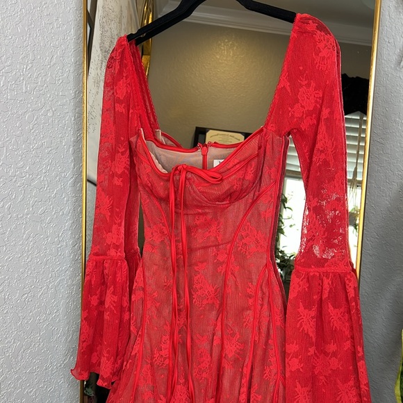 House of CB ‘Analissa’ Scarlett Lace Corset - Picture 7 of 9